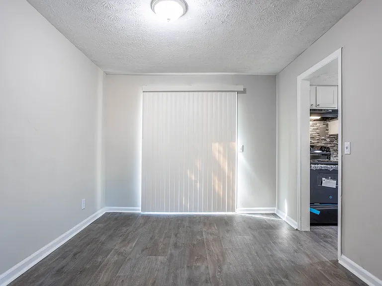 Avondale Townhomes — Photo 40