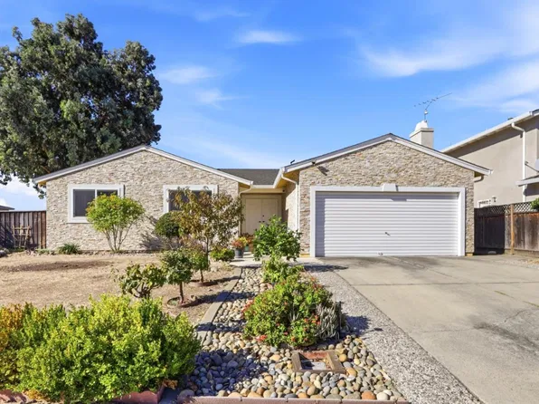 2097 Flintfield Dr, San Jose, CA 95148