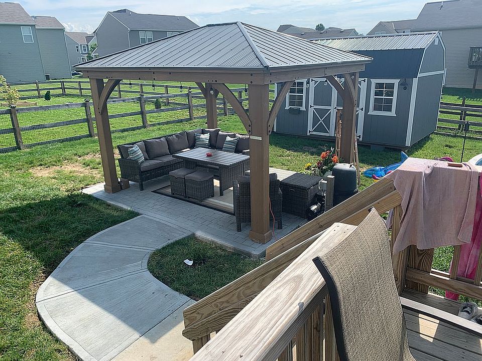 The cabana next to the pool