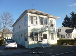 28 Harrington Way, Worcester, MA 01604