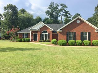 175 Willow Lake Dr, Leesburg, GA 31763