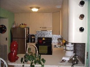 21 Adams Cmns, Yaphank, NY 11980