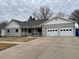 815 J St, Aurora, NE 68818