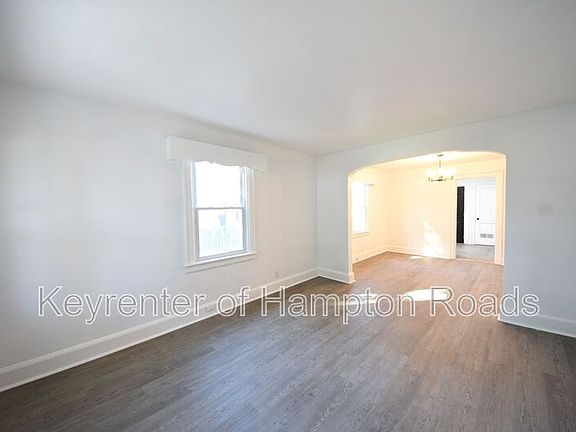 4th image of 203 Franklin Ave