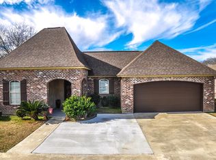 109 Pavie Ln, Church Point, LA 70525