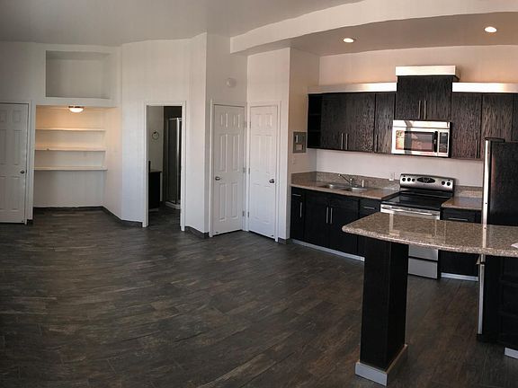 5th image of 1319 N El Paso St APT 2