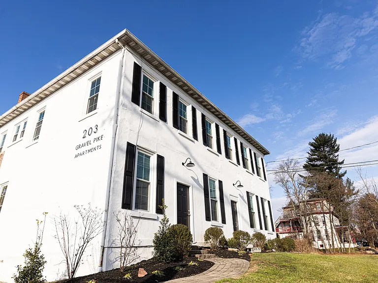 203 Gravel Pike #G — Photo 2