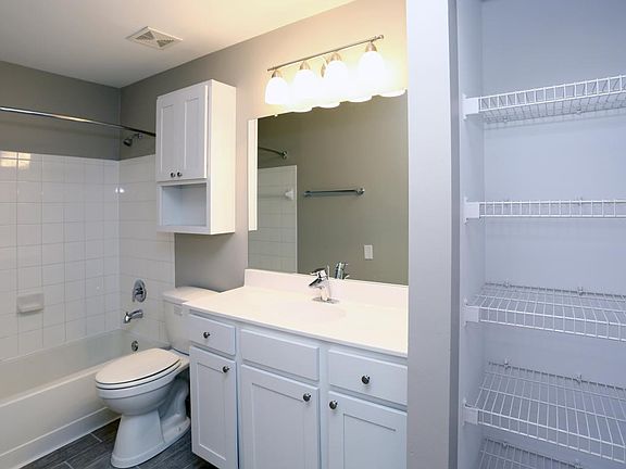 2nd image of 2504 Bordeaux Ln #10-101