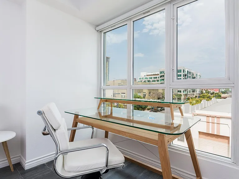 875 G St #405 — Photo 14