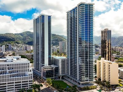 1515 Liona St #1008, Honolulu, HI, 96814