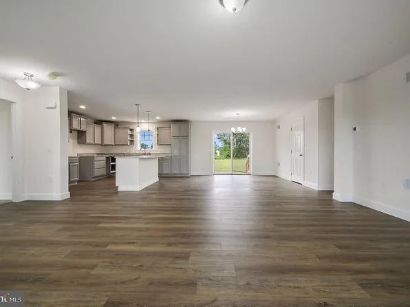 26354 Meadow Ln, Ellendale, DE 19941