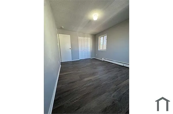 Building Photo - 129 Black Rock Ave #11