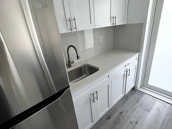 5th image of 535 73rd St APT 1