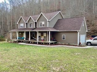 453 Lackey Br, Pilgrim, KY 41250