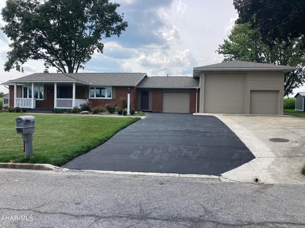 309 Oakdale Rd, Martinsburg, PA