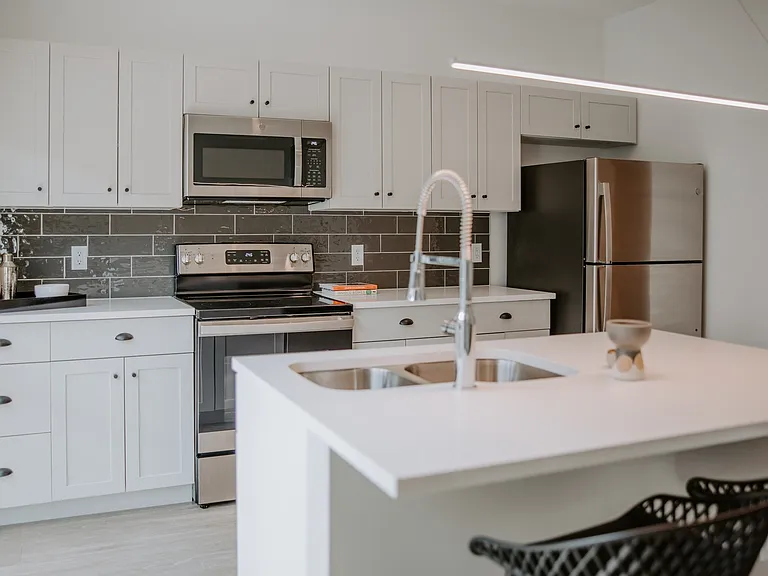 Industry Columbus Apartments — Photo 17