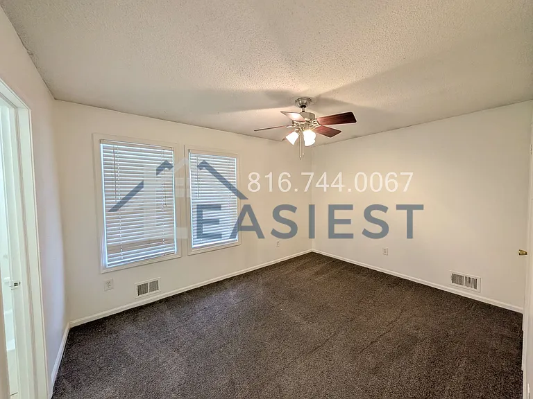 7911 E 103rd Ter — Photo 11