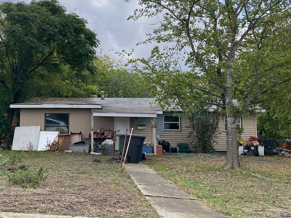 1st image of 214 Sublett Dr
