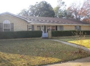 1303 Shawnee Trl, Henderson, TX 75654