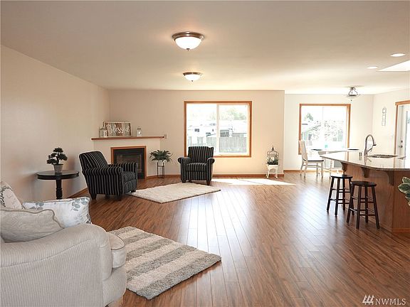 Light and Bright Open Concept living space