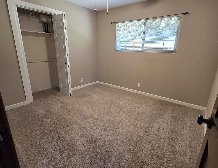1850 Pear Blossom Ln — Photo 8