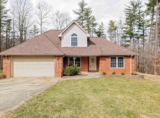 126 Whites Point, Bedford, IN 47421