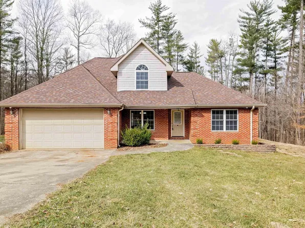 126 Whites Point, Bedford, IN 47421