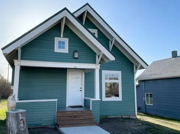 441 1st Ave NW, Beach, ND 58621