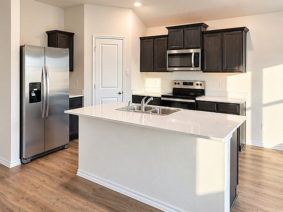 2nd image of 4805 Heathermore Way
