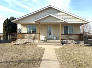 622 6th St NW, Richmond, MN 56368