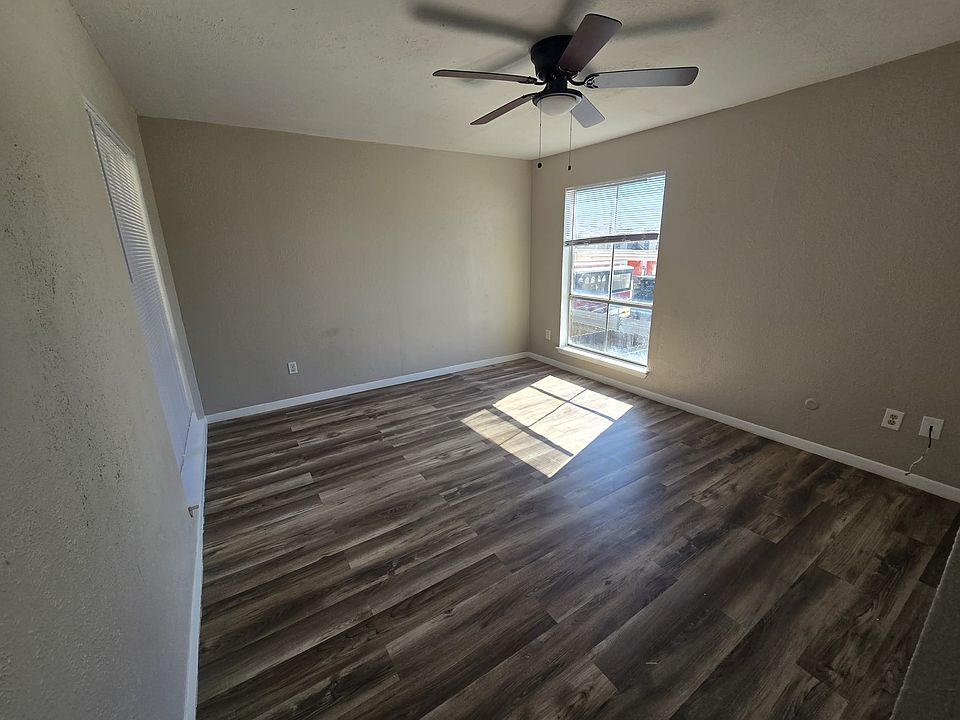 1st image of 10482 Las Brisas Dr