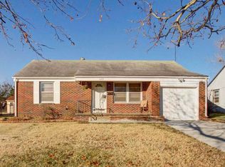 627 S Calhoun St, Wichita, KS 67207