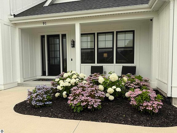 2nd image of 91 Vineyard Ridge Dr #13