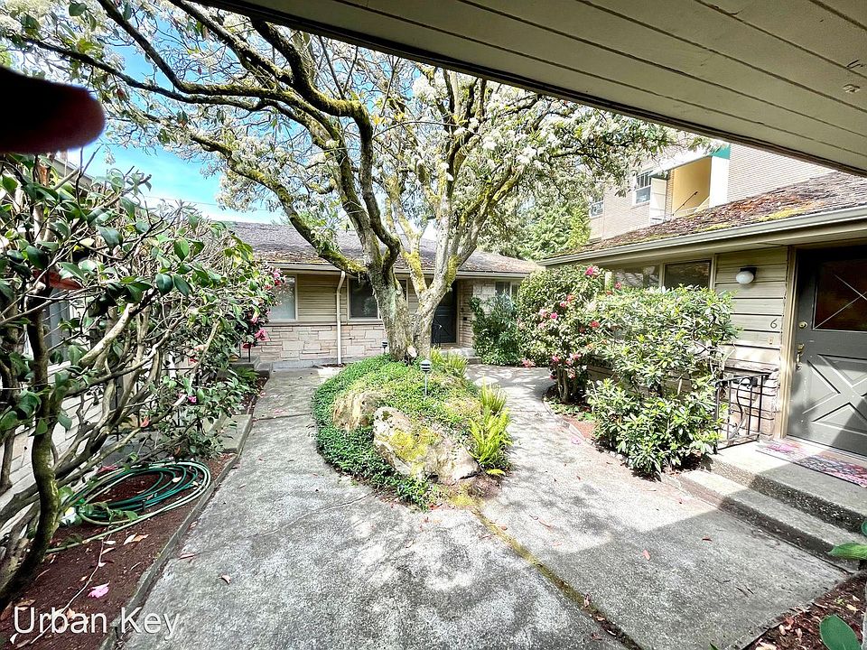1st image of 946 10th Ave E APT 5