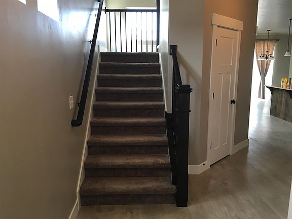 2nd image of 2084 W Fairway Ln