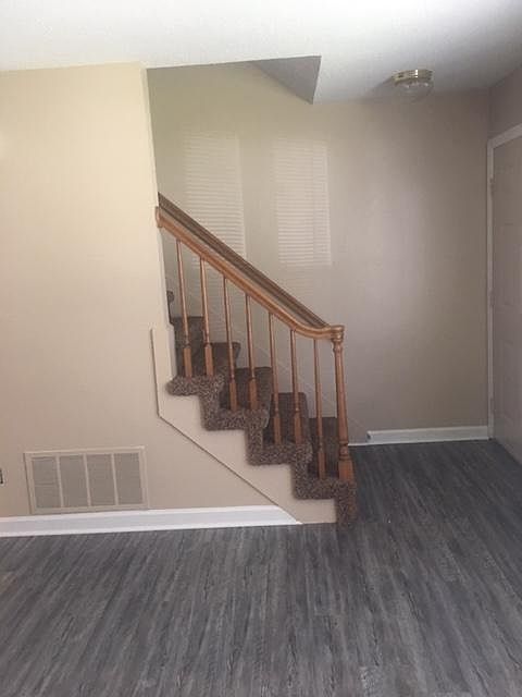 1st image of 10408 Victoria Dr APT A