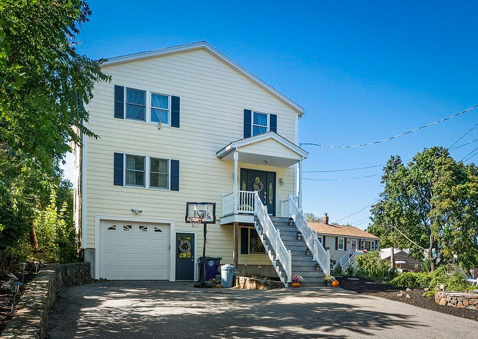 1st image of 10 Buena Vista Ave W