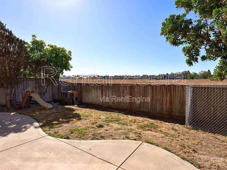 2348 Tedeschi Dr — Photo 14