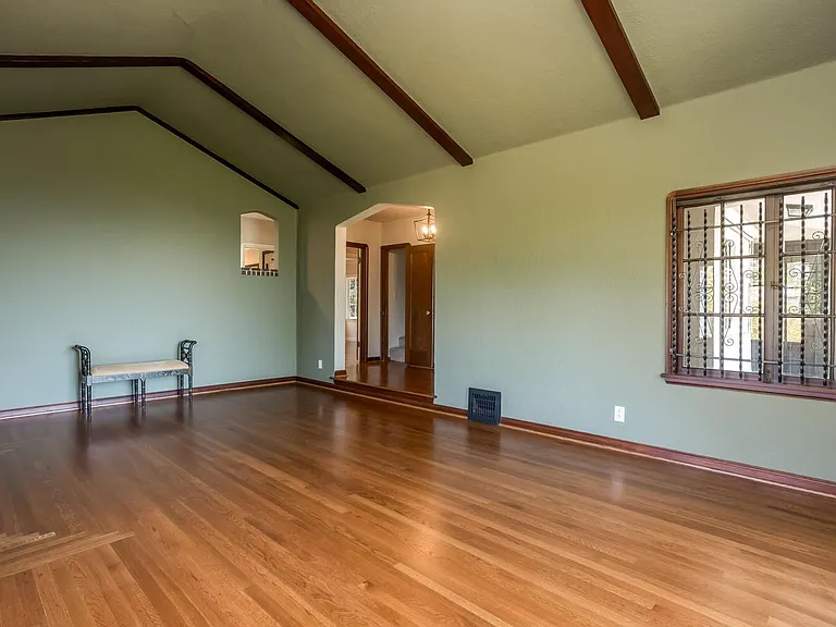 15766 Highland Dr — Photo 4