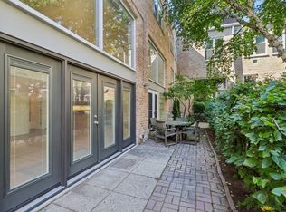1133 W Cornelia Ave APT B, Chicago, IL 60657