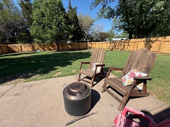 5th image of 112 Willow Ln