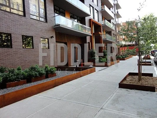 Rented by Fiddler Realty | media 83