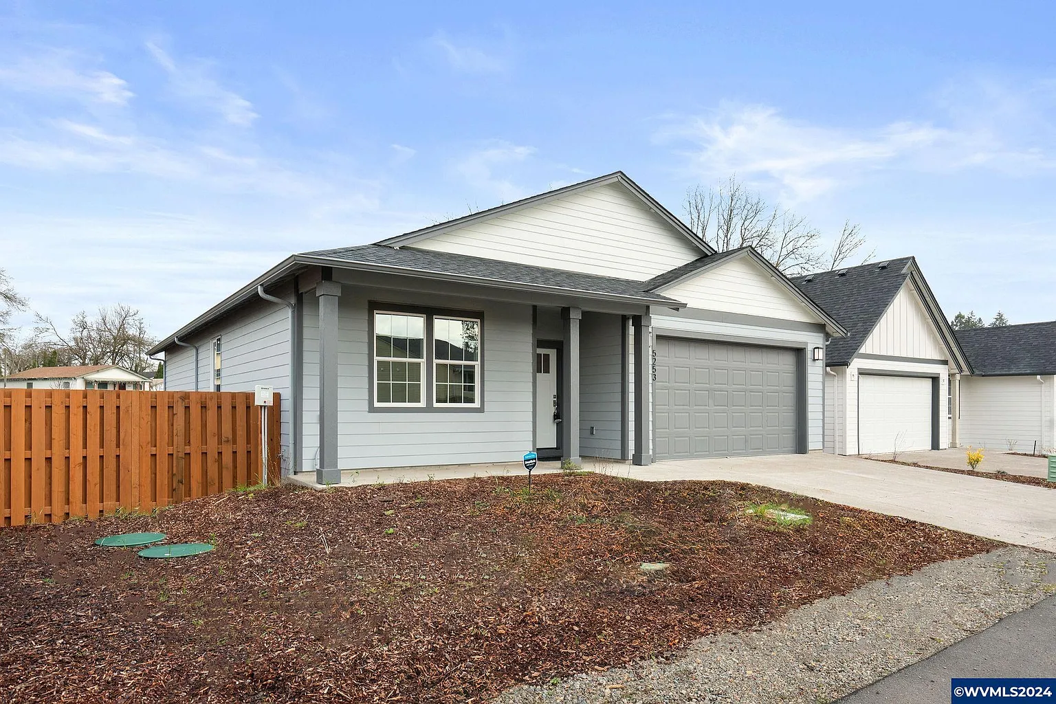 5253 Faith Ave NE photo 1