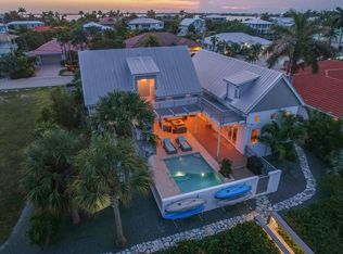210 13th St, Key Colony Beach, FL 33051