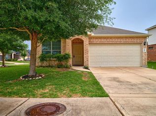 1426 S Maple Dr, Katy, TX 77493