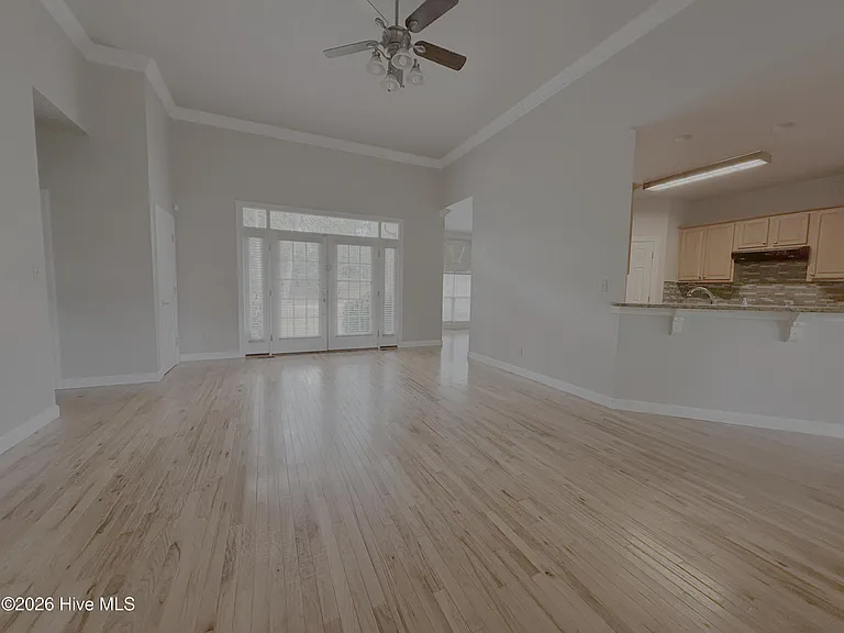 258 Juniper Creek Blvd — Photo 8