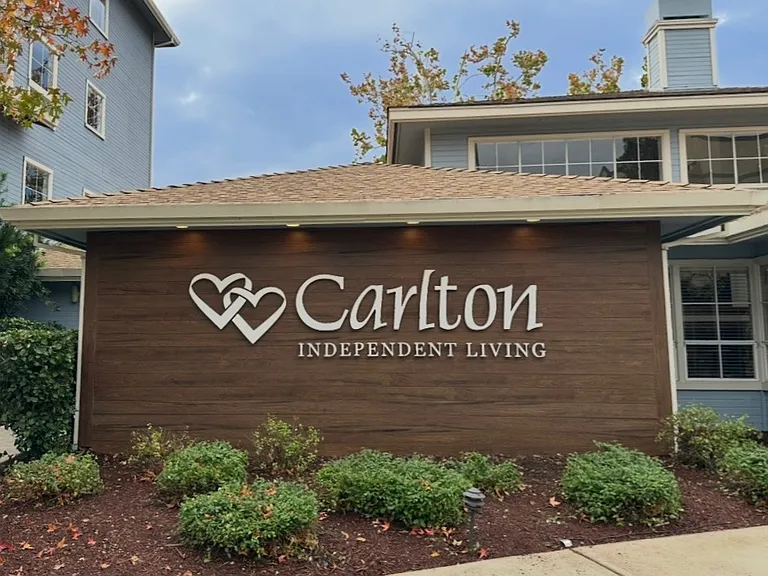 Carlton Concord supports independent living that is designed for comfort and connection. Keep the privacy you want with the perks of home _ minus the hassle of upkeep.