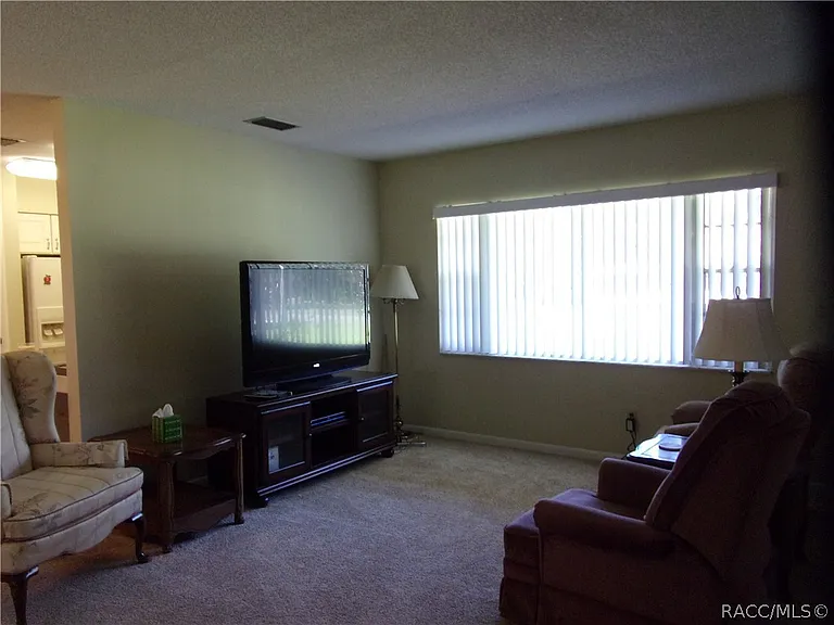 1821 Kimberly Ln — Photo 5