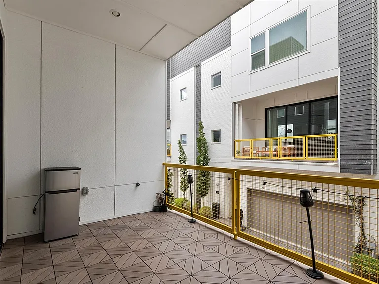 1211 Hickory St #E — Photo 23