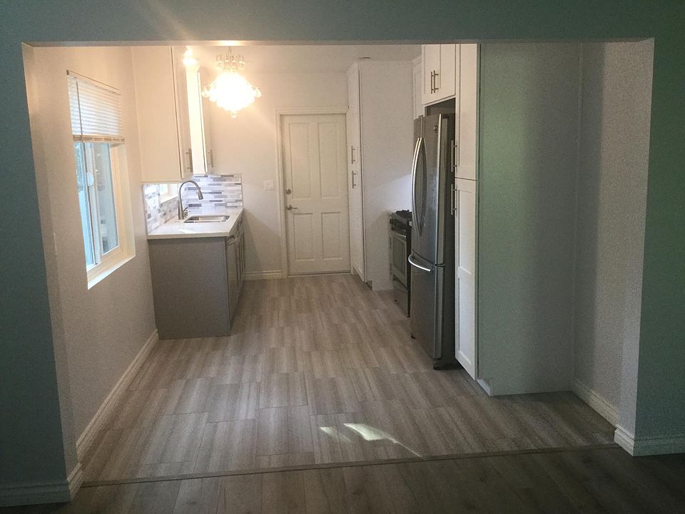 1st image of 3215 Fairesta St